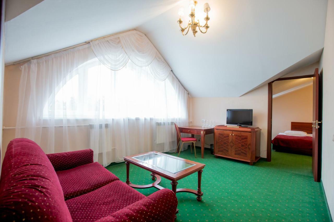 ホテル パーク クレストフスキー サンクトペテルブルク 部屋 写真